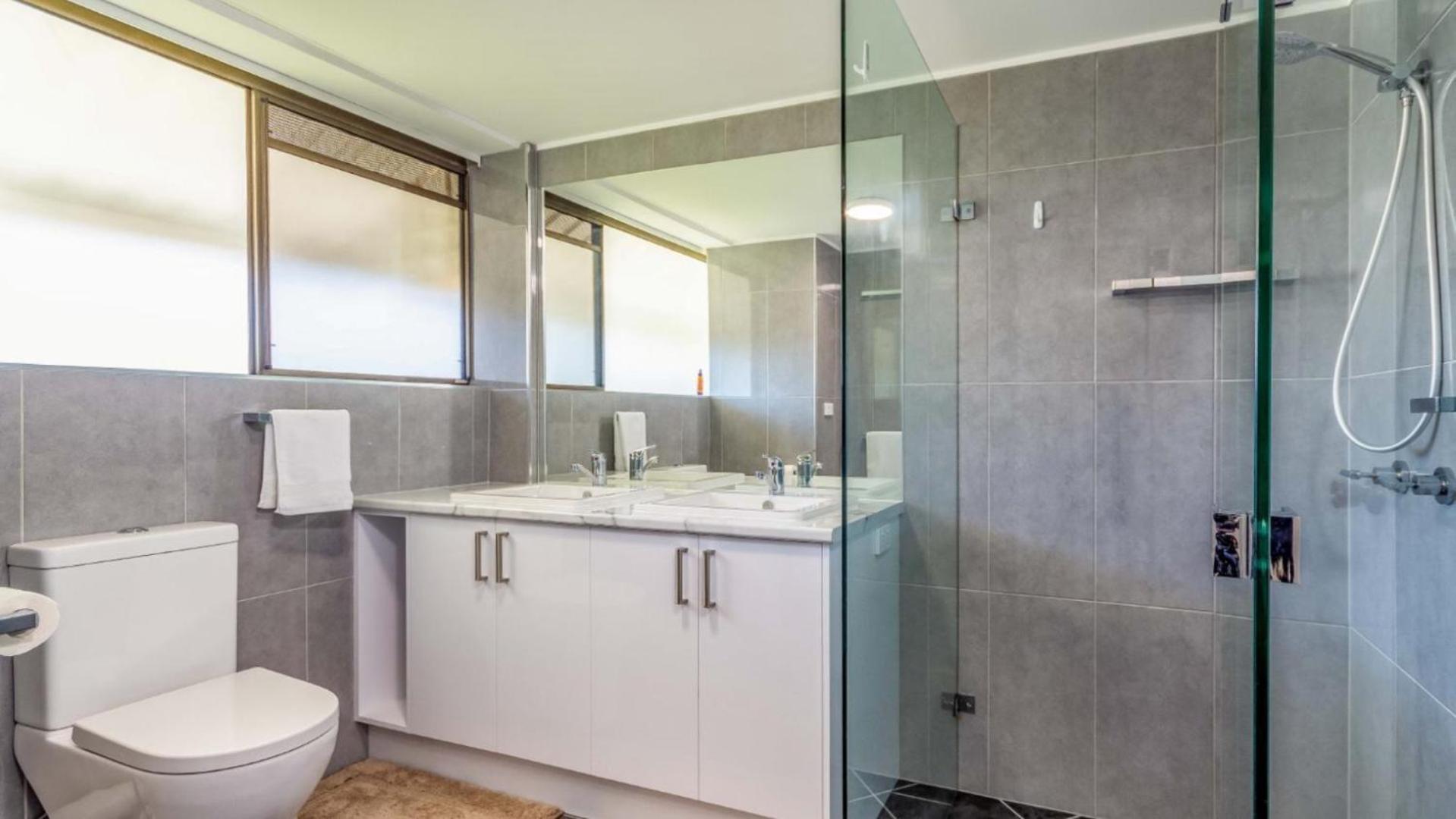 Bongaree Placid Waters Holiday Apartments מראה חיצוני תמונה