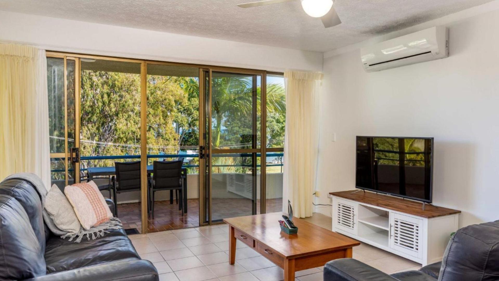 Bongaree Placid Waters Holiday Apartments מראה חיצוני תמונה