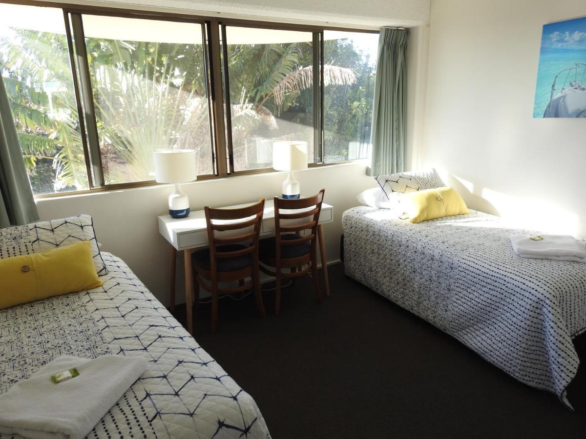 Bongaree Placid Waters Holiday Apartments מראה חיצוני תמונה